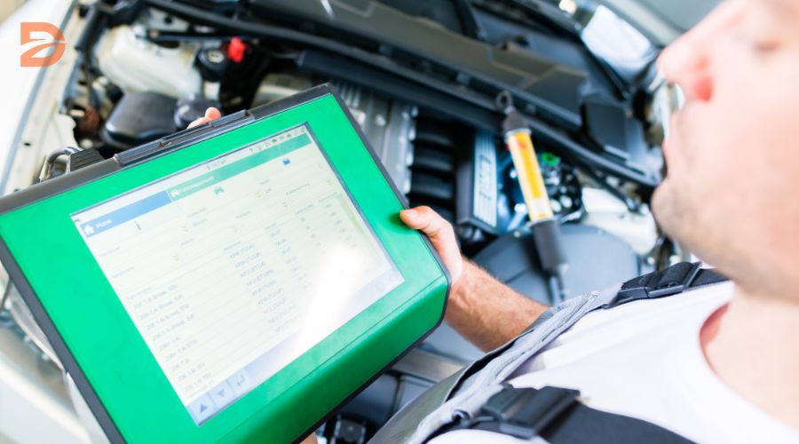 Car-diagnostic-tools-maintenance-tech