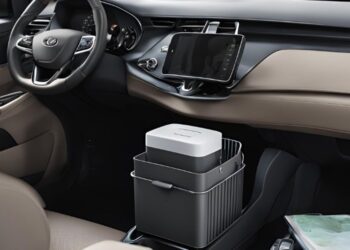 Car-trash-cans-vehicle-organization