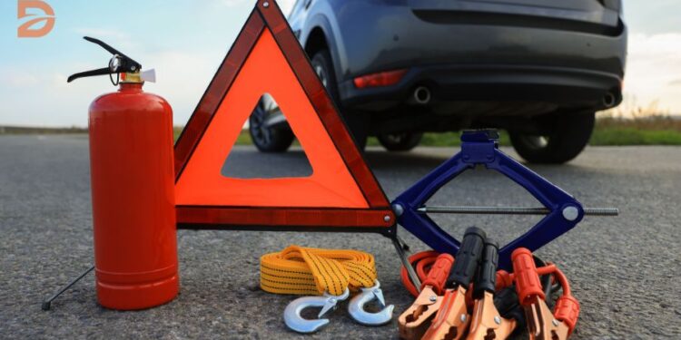 Emergency-car-kits-roadside-safety