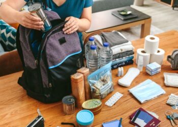 Emergency-car-kits-roadside-safety