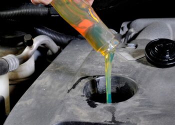 Engine-oil-additives-performance-boost