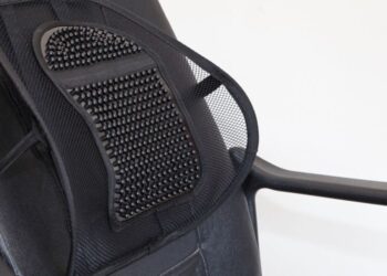 Lumbar-support-cushions-driving-comfort