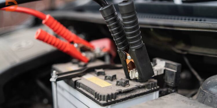 Main-everstart-battery