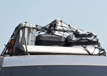 Roof-racks-outdoor-adventure-gear